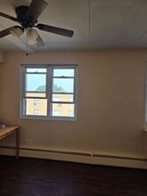 6160 N Damen Ave in Chicago, IL - Foto de edificio - Building Photo