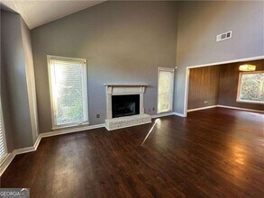 1251 Green Oak Cir NW in Lawrenceville, GA - Building Photo - Building Photo