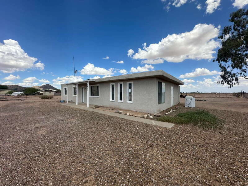5431 N Lakeshore Dr in Casa Grande, AZ - Building Photo