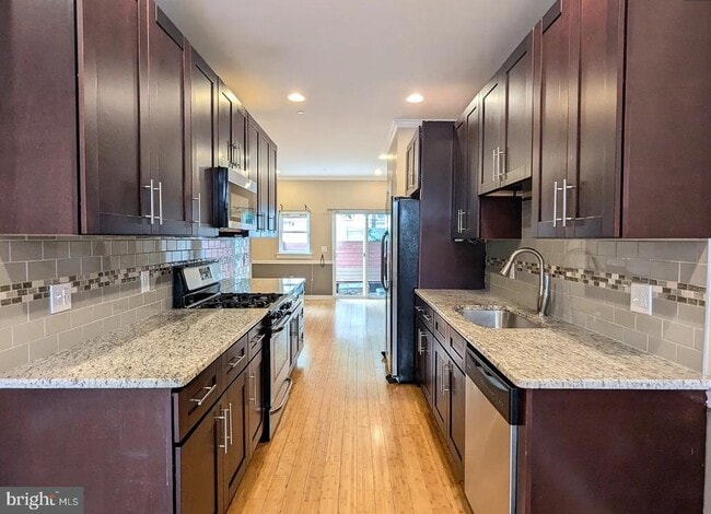 property at 3014 W Stiles St