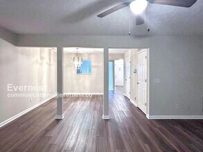 5589 Strathmoor Manor Cir in Lithonia, GA - Building Photo - Building Photo