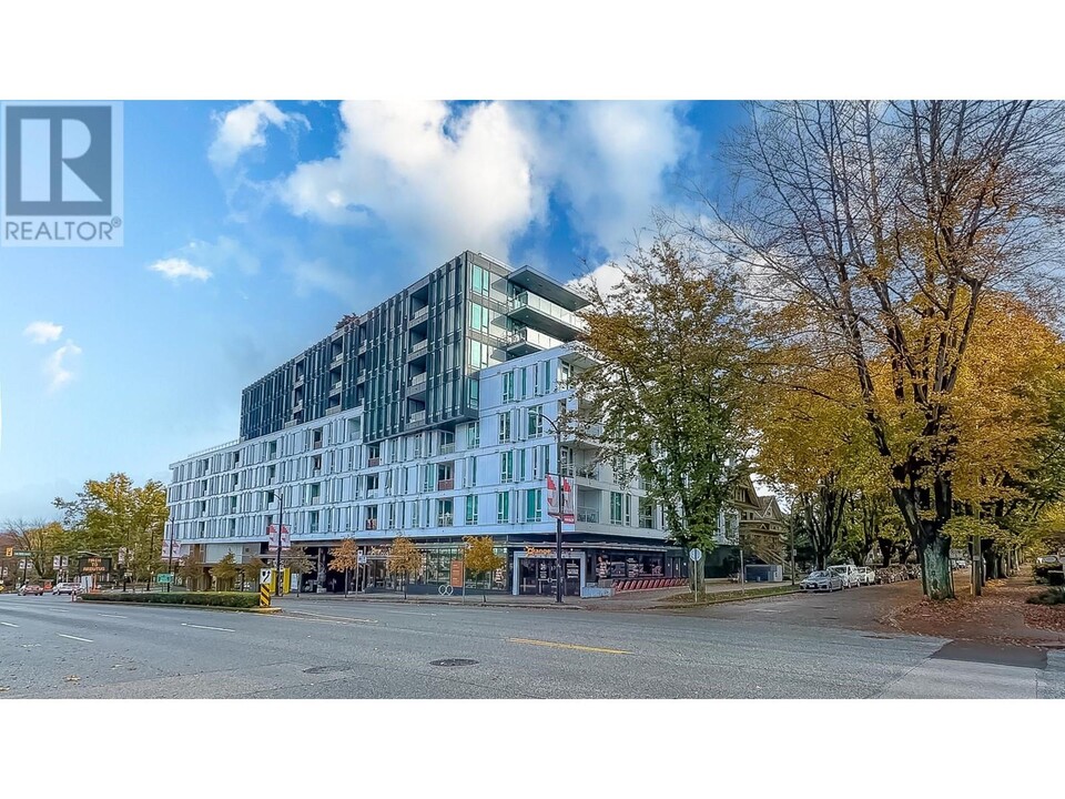 2888-2888 Cambie St in Vancouver, BC - Building Photo