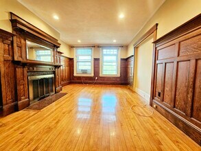1793 Beacon St, Unit 55 in Brookline, MA - Building Photo - Building Photo