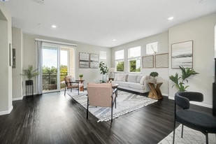 26583 Greta Ln in Hayward, CA - Building Photo