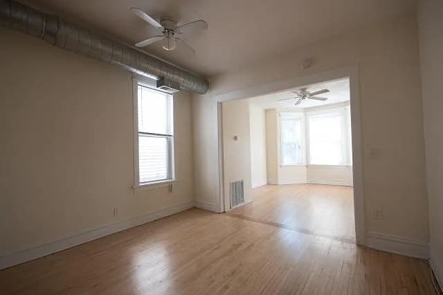 3730 W Dickens Ave in Chicago, IL - Building Photo - Building Photo
