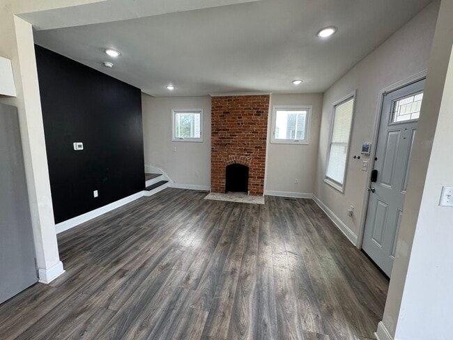 property at 1210 E Whittier St