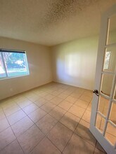4773 Sable Pine Cir, Unit C1 in West Palm Beach, FL - Foto de edificio - Building Photo