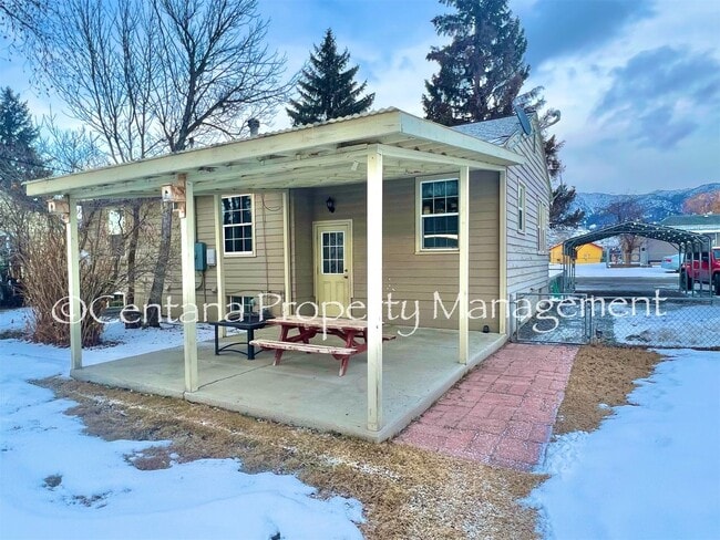 property at 3115 Paxson Ave