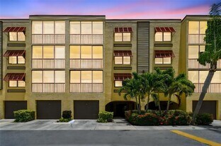 5817 Park St N in St. Petersburg, FL - Building Photo