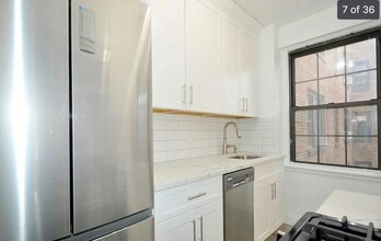 209 Garth Rd in Scarsdale, NY - Building Photo - Building Photo