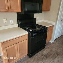 2341 Bluffstone Dr in Round Rock, TX - Building Photo - Building Photo