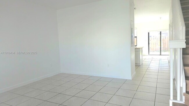 11774 SW 246th Ln in Princeton, FL - Building Photo - Building Photo