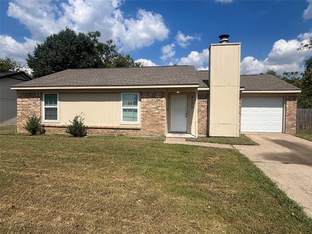 9233 Prairie Oak Dr in Dallas, TX - Building Photo