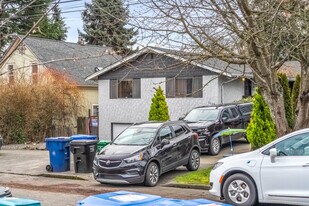 Ballard Triplex in Seattle, WA - Building Photo