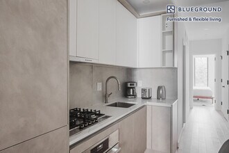 88 East End Ave in New York, NY - Building Photo - Building Photo