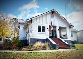 205 Russell St in Easley, SC - Building Photo