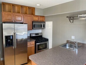 1612 Elkins Ln in Baltimore, MD - Building Photo - Building Photo