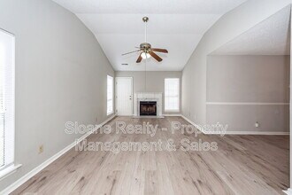 5161 Eastway St in North Charleston, SC - Building Photo - Building Photo