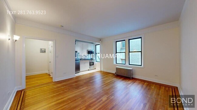 218 W 10th St in New York, NY - Foto de edificio - Building Photo