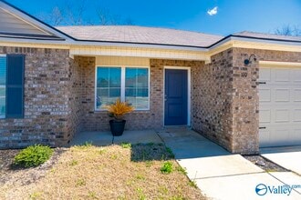 110 Olde Hearth Rd in New Market, AL - Building Photo - Building Photo