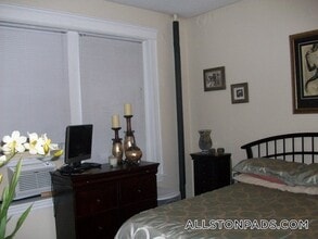 1189 Commonwealth Ave, Unit 11 in Boston, MA - Foto de edificio - Building Photo