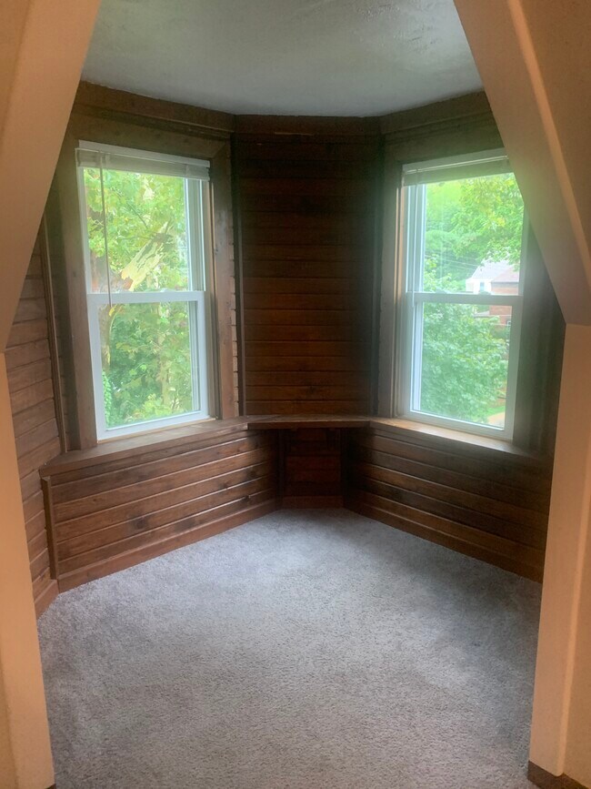 219 E End Ave, Unit 3