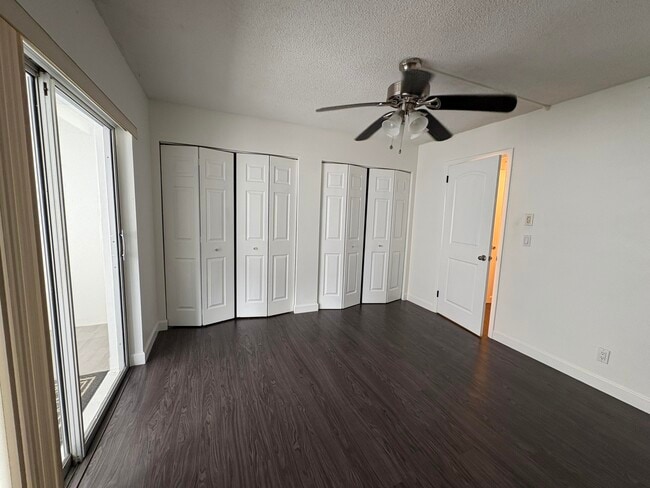 26 Kingswood E in West Palm Beach, FL - Building Photo - Building Photo