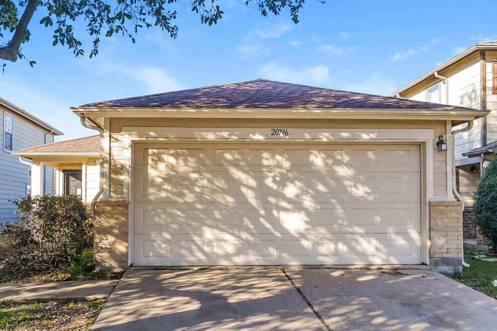 20746 Desert Shadows Ln in Cypress, TX - Building Photo