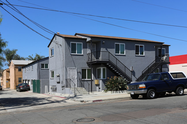 4922-4938 68th St in San Diego, CA - Building Photo - Primary Photo