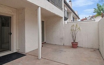 4052 Loma Riviera Cir in San Diego, CA - Building Photo - Building Photo