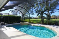 6769 Bent Grass Dr in Naples, FL - Foto de edificio - Building Photo