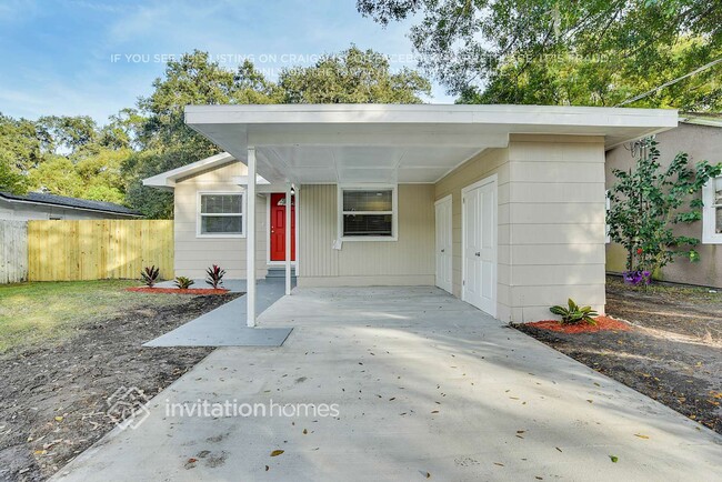 property at 1317 S Mellonville Ave