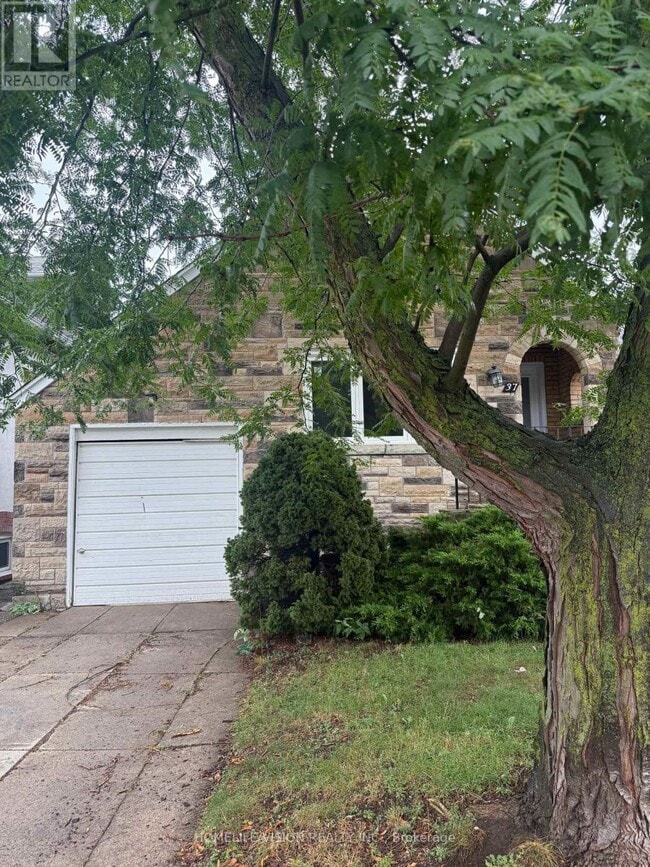 property at 37 Wolverton Ave
