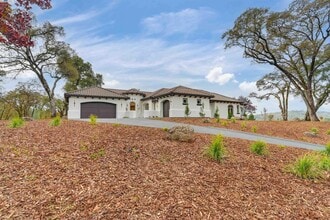 12859 Austin Forest Cir in Auburn, CA - Building Photo - Building Photo