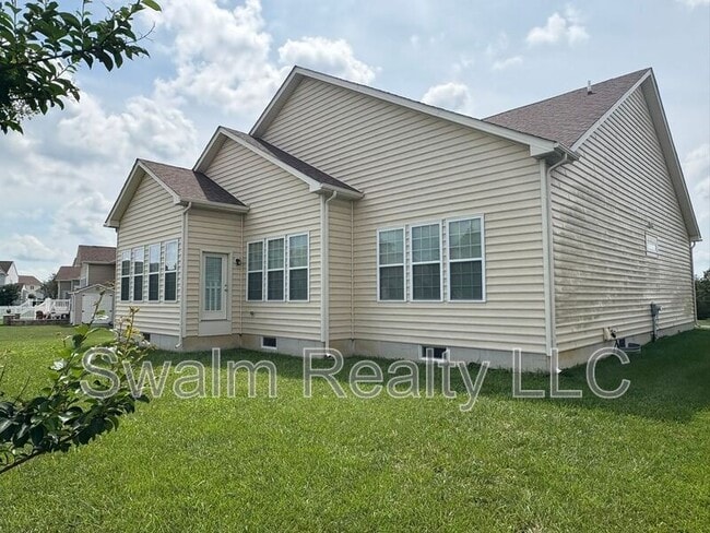 1074 E Davinci Dr in Middletown, DE - Building Photo - Building Photo