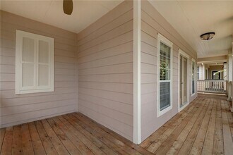 2614 Kinney Oaks Ct in Austin, TX - Building Photo - Building Photo