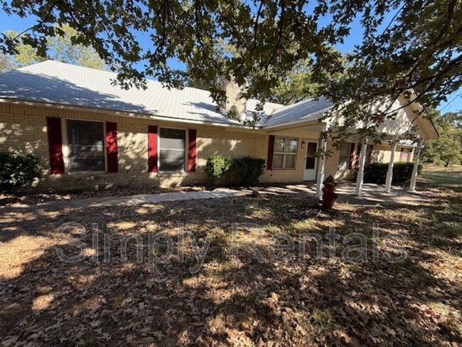 property at 2606 Chapel Rd