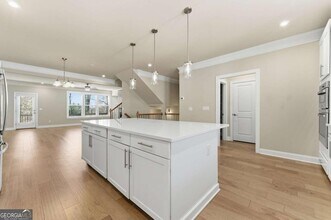 1337 Rosen Rd in Brookhaven, GA - Foto de edificio - Building Photo