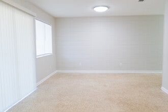80 4th Ave in Shalimar, FL - Building Photo - Building Photo