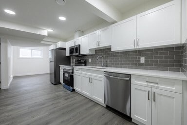 9819-9107 107 Ave in Morinville, AB - Building Photo - Building Photo