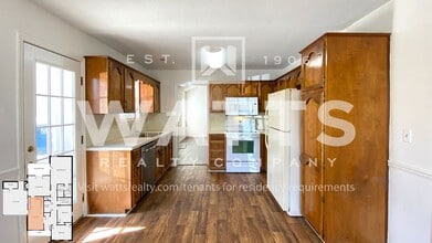 2812 St Patrick Pl N in Helena, AL - Building Photo - Building Photo