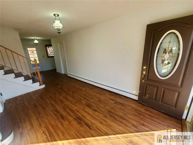 750 Coolidge Ave in Woodbridge, NJ - Building Photo - Building Photo
