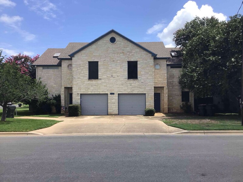 2913 Whisper Oaks Ln in Georgetown, TX - Foto de edificio