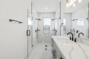 3601 Rebecca St in Houston, TX - Building Photo