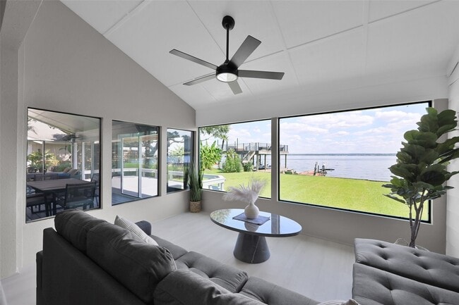 39 Lakeview Village in Montgomery, TX - Building Photo - Building Photo