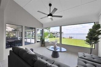 39 Lakeview Village in Montgomery, TX - Foto de edificio - Building Photo