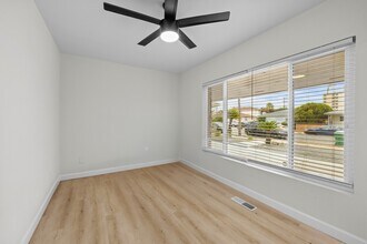 5529 Dorothy Dr in San Diego, CA - Building Photo - Building Photo