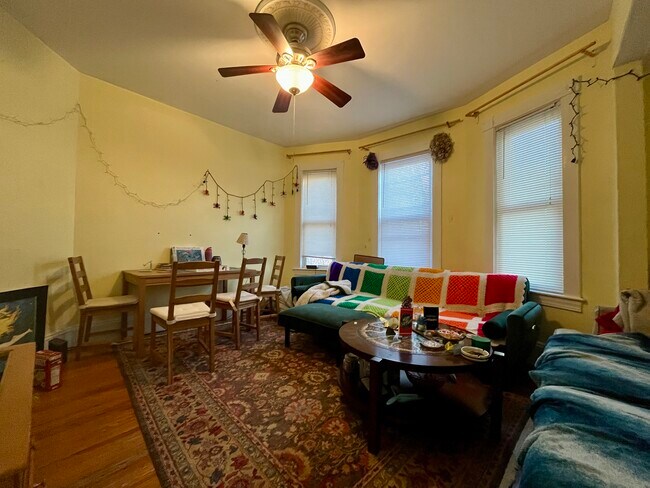 83 Wensley St, Unit 1 in Boston, MA - Building Photo - Building Photo