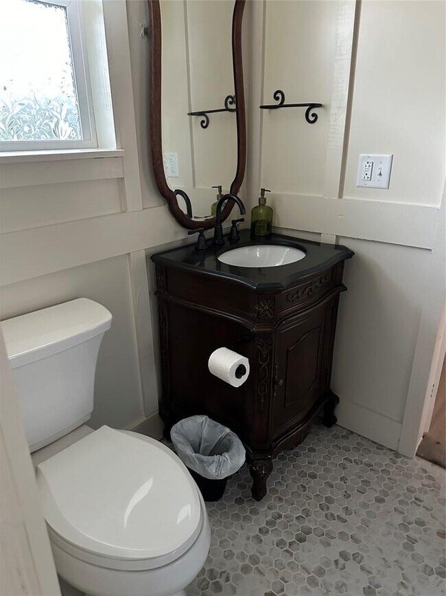 161 Alexander Dr in Tow, TX - Building Photo - Building Photo