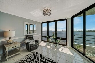 4600 Kingfish Ln-Unit -603 in Panama City Beach, FL - Foto de edificio - Building Photo